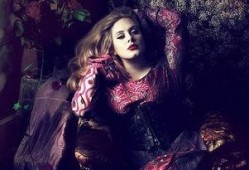 阿黛尔在线观看完整版