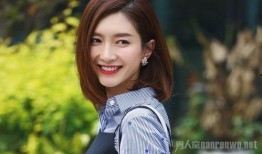 网红帕尔维娜吃瓜,揭秘吃瓜背后的故事与真相