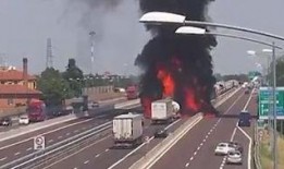 高速公路爆料事件视频最新,真相揭露，行车安全再引关注