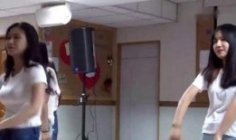 女学生韩国在线观看,女学生群体的独特喜好揭秘